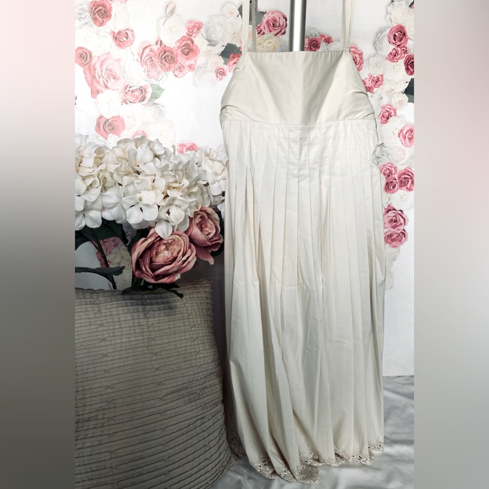 Robert Rodriguez cream bow dress with hemline crochet details